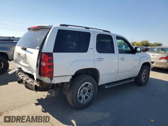 2007 Chevrolet Tahoe LS with VIN 1GNFK13057R426575, listed as a Copart auction lot 84923835 with 179,540 mi miles and Salvage title. Bid and sale history available at DreamBid. Image 3.