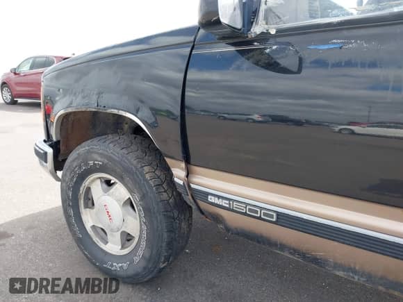 1997 GMC Sierra 1500 с VIN 2GTEK19R0V1534487, выставлен на аукционе IAAI как лот 42290564 с пробегом 227 018 миль миль и . История ставок и продаж доступна на DreamBid. Изображение 14.