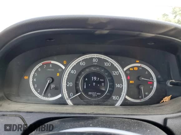 2013 Honda Accord Touring с VIN 1HGCR3F90DA028618, выставлен на аукционе Copart как лот 63485065 с пробегом 201 217 миль миль и Списание • Salvage title. История ставок и продаж доступна на DreamBid. Изображение 9.