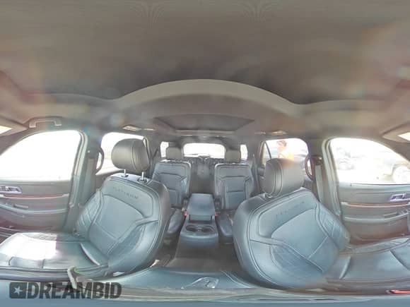 2017 Ford Explorer Platinum с VIN 1FM5K8HT3HGD87963, выставлен на аукционе Copart как лот 67420895 с пробегом 94 379 миль миль и Списание • Salvage title. История ставок и продаж доступна на DreamBid. Изображение 14.