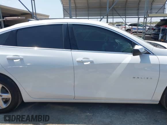 2021 Chevrolet Malibu LS с VIN 1G1ZB5ST2MF050464, выставлен на аукционе IAAI как лот 43182779 с пробегом 58 000 миль миль и . История ставок и продаж доступна на DreamBid. Изображение 14.