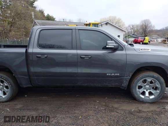 2022 Ram 1500 Big Horn z VIN 1C6SRFFT2NN441679, wystawiony jako IAAI lot #42015775 z przebiegiem 41 561 mil mil oraz . Historia ofert i sprzedaży dostępna na DreamBid. Obrazek 14.