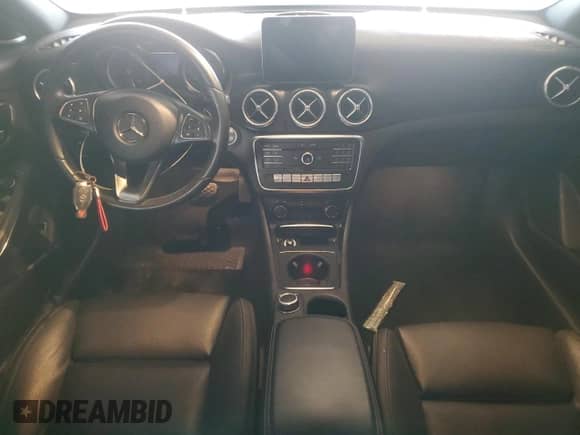 2017 Mercedes-Benz CLA 250 с VIN WDDSJ4EB9HN435059, выставлен на аукционе Copart как лот 68824425 с пробегом 112 971 миль миль и Списание • Salvage title. История ставок и продаж доступна на DreamBid. Изображение 8.