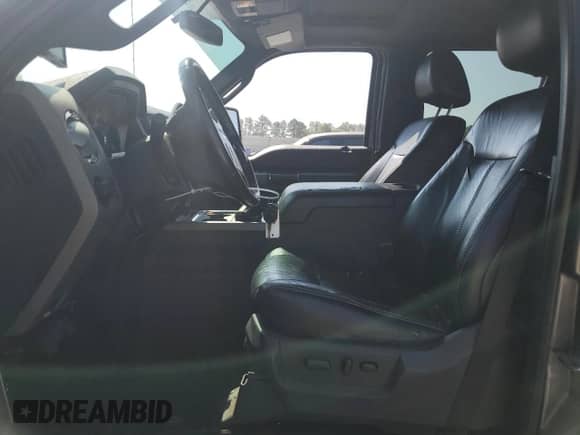 2011 Ford F-250 XL с VIN 1FT7W2BT0BEC66091, выставлен на аукционе Copart как лот 80312785 с пробегом 203 551 миль миль и Списание • Salvage title. История ставок и продаж доступна на DreamBid. Изображение 7.