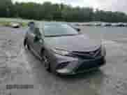 2019 Toyota Camry SE z VIN 4T1B11HK2KU278505, wystawiony jako Copart lot #81870005 z przebiegiem 41 586 mil mil oraz Szkoda całkowita • Salvage title. Historia ofert i sprzedaży dostępna na DreamBid. Obrazek 13.