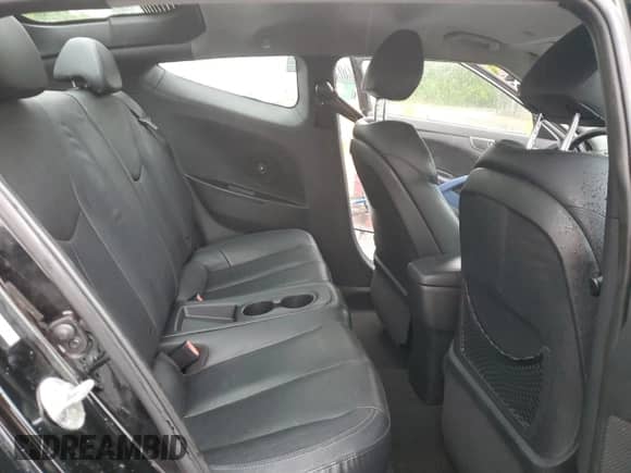 2013 Hyundai Veloster Turbo с VIN KMHTC6AE1DU166605, выставлен на аукционе Copart как лот 82369255 с пробегом 153 732 миль миль и Чистый • Clean title. История ставок и продаж доступна на DreamBid. Изображение 10.