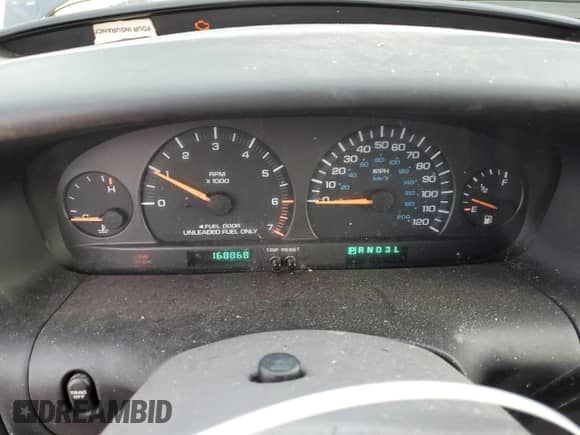 2000 Dodge Caravan LE with VIN 1B4GP54L8YB695868, listed as a Copart auction lot 41660005 with 168,868 mi miles and Salvage title. Bid and sale history available at DreamBid. Image 9.