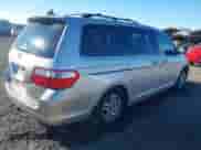 2005 Honda Odyssey EX z VIN 5FNRL38495B015029, wystawiony jako IAAI lot #42296183 z przebiegiem 198 588 mil mil oraz . Historia ofert i sprzedaży dostępna na DreamBid. Obrazek 4.