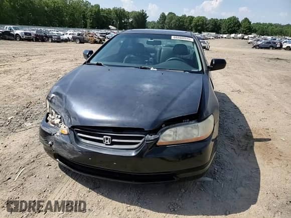 2000 Honda Accord EX with VIN 1HGCG3258YA026162, listed as a Copart auction lot 66880915 with 218,551 mi miles and Salvage title. Bid and sale history available at DreamBid. Image 13.