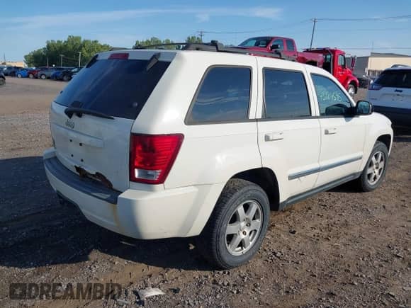 2010 Jeep Grand Cherokee Laredo с VIN 1J4PR4GK7AC148689, выставлен на аукционе IAAI как лот 43184595 с пробегом 162 365 миль миль и . История ставок и продаж доступна на DreamBid. Изображение 4.