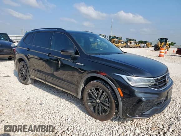 2022 Volkswagen Tiguan SE R-Line Black с VIN 3VVCB7AX9NM104200, выставлен на аукционе Copart как лот 58495525 с пробегом 51 915 миль миль и Чистый • Clean title. История ставок и продаж доступна на DreamBid. Изображение 4.