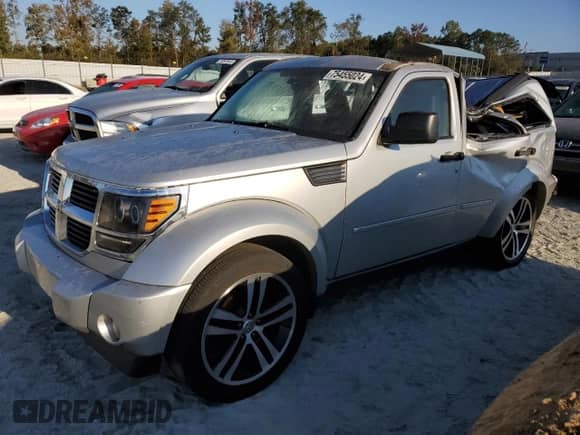 2007 Dodge Nitro SLT с VIN 1D8GT58K97W614062, выставлен на аукционе Copart как лот 75455024 с пробегом 183 994 миль миль и Списание • Salvage title. История ставок и продаж доступна на DreamBid. Изображение 1.