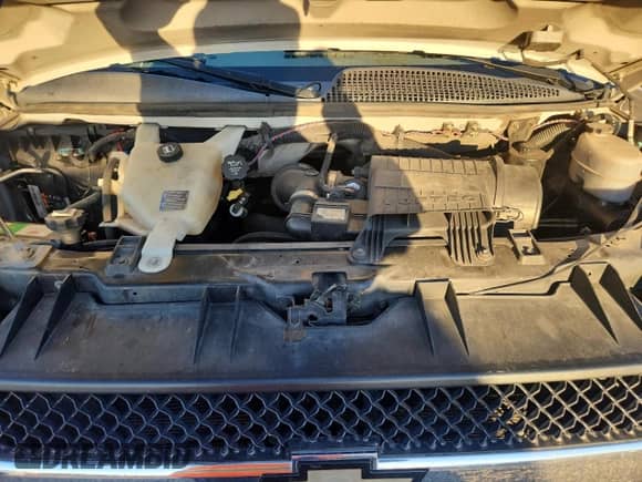 2013 Chevrolet Express Passenger LT с VIN 1GAZG1FAXD1109101, выставлен на аукционе Copart как лот 81935045 с пробегом 214 324 миль миль и Списание • Salvage title. История ставок и продаж доступна на DreamBid. Изображение 12.