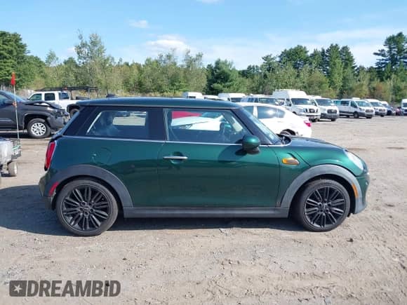 2015 MINI Hardtop z VIN WMWXM5C57F3A04447, wystawiony jako IAAI lot #43175332 z przebiegiem 84 307 mil mil oraz . Historia ofert i sprzedaży dostępna na DreamBid. Obrazek 13.