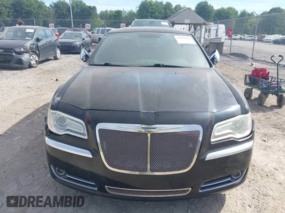 2012 Chrysler 300 с VIN 2C3CCAAG6CH104678, выставлен на аукционе IAAI как лот 43009706 с пробегом 119 078 миль миль и . История ставок и продаж доступна на DreamBid. Изображение 15.