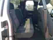 2010 GMC Sierra 1500 SL с VIN 1GTSKUEA9AZ197145, выставлен на аукционе Copart как лот 70559594 с пробегом 182 393 миль миль и Списание • Salvage title. История ставок и продаж доступна на DreamBid. Изображение 10.