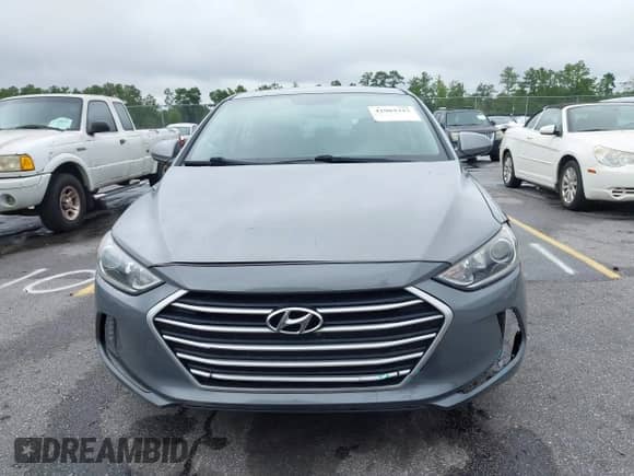 2017 Hyundai Elantra SE z VIN KMHD84LF3HU368898, wystawiony jako IAAI lot #42904443 z przebiegiem 93 536 mil mil oraz . Historia ofert i sprzedaży dostępna na DreamBid. Obrazek 13.