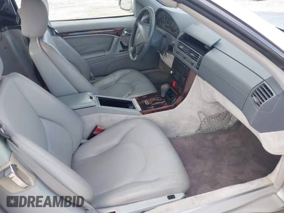 2000 Mercedes-Benz SL 500 with VIN WDBFA68F0YF188657, listed as a IAAI auction lot 42743459 with 89,715 mi miles and . Bid and sale history available at DreamBid. Image 5.