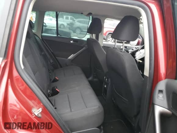 2009 Volkswagen Tiguan S с VIN WVGAV75N09W525018, выставлен на аукционе Copart как лот 69262915 с пробегом Не указан миль и Списание • Salvage title. История ставок и продаж доступна на DreamBid. Изображение 11.