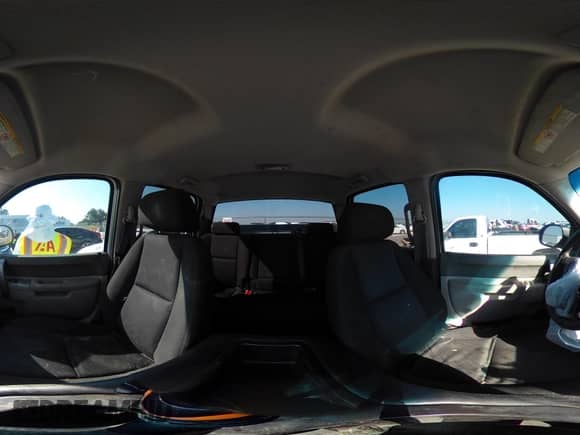 2011 Chevrolet Silverado 2500HD с VIN 1GB1KVCG6BF126811, выставлен на аукционе IAAI как лот 43367531 с пробегом 303 285 миль миль и . История ставок и продаж доступна на DreamBid. Изображение 18.
