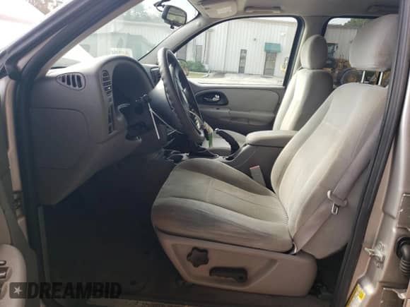 2007 Chevrolet TrailBlazer LT with VIN 1GNDS13S272223631, listed as a Copart auction lot 72968434 with 205,438 mi miles and Clean title. Bid and sale history available at DreamBid. Image 7.