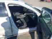 2021 Honda Accord EX-L z VIN 1HGCV3F58MA012725, wystawiony jako IAAI lot #43038825 z przebiegiem 61 730 mil mil oraz . Historia ofert i sprzedaży dostępna na DreamBid. Obrazek 5.