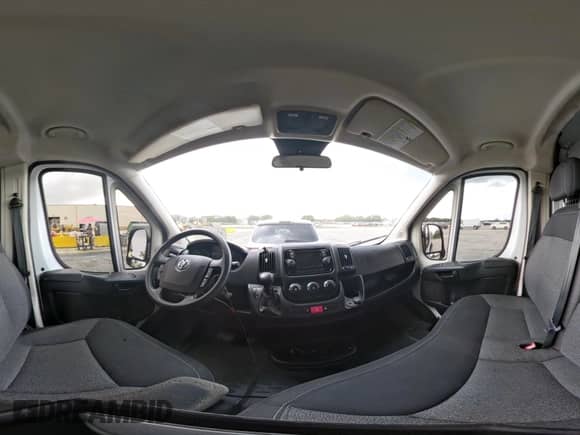 2015 Ram ProMaster Cargo с VIN 3C6TRVBG0FE511015, выставлен на аукционе IAAI как лот 42958765 с пробегом 117 080 миль миль и . История ставок и продаж доступна на DreamBid. Изображение 18.