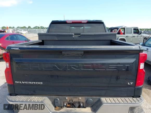 2024 Chevrolet Silverado 1500 LT с VIN 1GCPACEK1RZ307130, выставлен на аукционе IAAI как лот 42892013 с пробегом 12 951 миль миль и . История ставок и продаж доступна на DreamBid. Изображение 16.