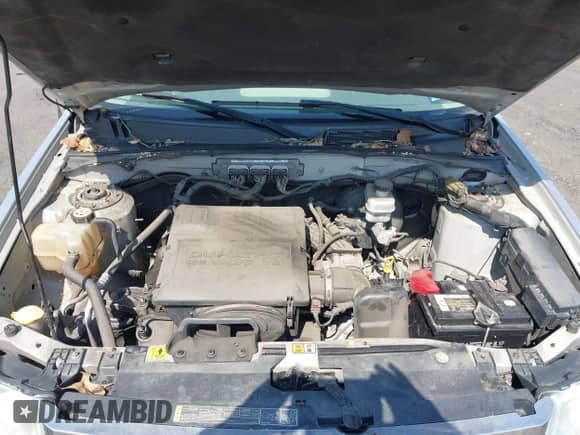 2011 Ford Escape XLT with VIN 1FMCU9DG2BKB88326, listed as a IAAI auction lot 41848202 with 173,464 mi miles and . Bid and sale history available at DreamBid. Image 10.