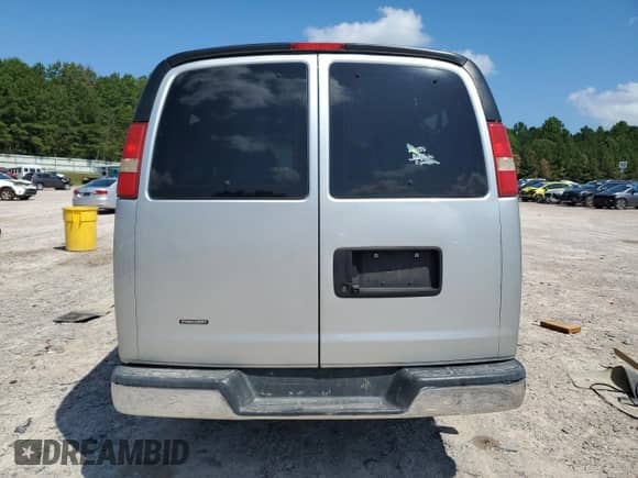 2014 Chevrolet Express Passenger LT с VIN 1GAZG1FGXE1178392, выставлен на аукционе Copart как лот 66180625 с пробегом 58 043 миль миль и Списание • Salvage title. История ставок и продаж доступна на DreamBid. Изображение 6.
