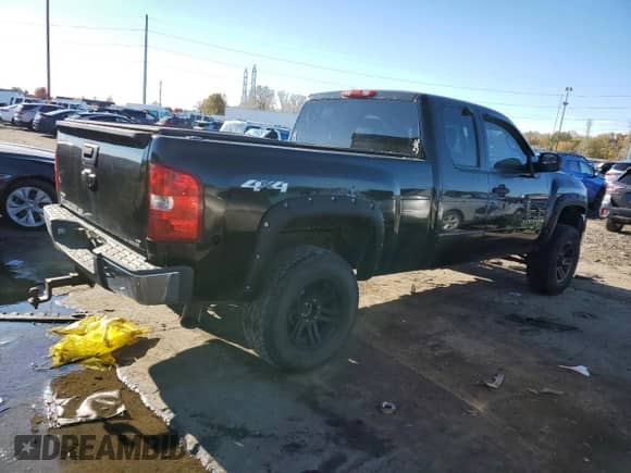 2007 Chevrolet Silverado 1500 1LT z VIN 1GCEK19037Z629203, wystawiony jako Copart lot #90265995 z przebiegiem 206 773 mil mil oraz Czysty tytuł • Clean title. Historia ofert i sprzedaży dostępna na DreamBid. Obrazek 3.