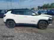 2019 Jeep Compass Latitude with VIN 3C4NJDBB2KT776516, listed as a IAAI auction lot 42635670 with 96,827 mi miles and . Bid and sale history available at DreamBid. Image 13.