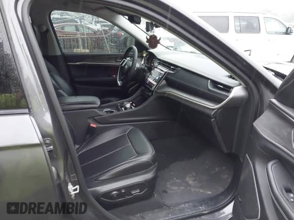 2023 Jeep Grand Cherokee Limited with VIN 1C4RJKBG6P8887304, listed as a IAAI auction lot 43048459 with 39,472 mi miles and . Bid and sale history available at DreamBid. Image 5.