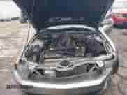 2009 Ford Mustang Shelby GT500 z VIN 1ZVHT88S595137432, wystawiony jako IAAI lot #41941872 z przebiegiem 118 011 mil mil oraz . Historia ofert i sprzedaży dostępna na DreamBid. Obrazek 10.