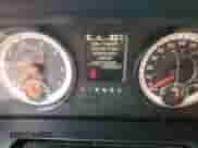 2018 Ram 1500 Tradesman z VIN 1C6RR6FT2JS100454, wystawiony jako Copart lot #64715365 z przebiegiem 145 068 mil mil oraz Szkoda całkowita • Salvage title. Historia ofert i sprzedaży dostępna na DreamBid. Obrazek 9.