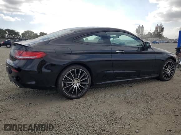 2017 Mercedes-Benz C 300 с VIN WDDWJ4JB4HF357243, выставлен на аукционе Copart как лот 84738705 с пробегом 101 657 миль миль и Чистый • Clean title. История ставок и продаж доступна на DreamBid. Изображение 3.