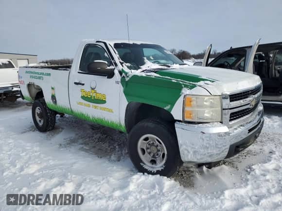 2008 Chevrolet Silverado 2500HD Work Truck z VIN 1GCHK24K48E154908, wystawiony jako Copart lot #44926145 z przebiegiem 286 247 mil mil oraz Czysty tytuł • Clean title. Historia ofert i sprzedaży dostępna na DreamBid. Obrazek 4.