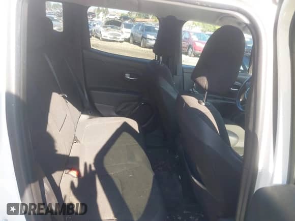 2018 Jeep Renegade Latitude с VIN ZACCJBBB5JPH30485, выставлен на аукционе IAAI как лот 43116435 с пробегом 104 358 миль миль и . История ставок и продаж доступна на DreamBid. Изображение 8.