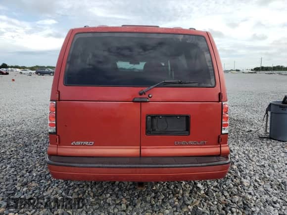 1998 Chevrolet Astro с VIN 1GNEL19W1WB203039, выставлен на аукционе Copart как лот 71949025 с пробегом 339 218 миль миль и Списание • Salvage title. История ставок и продаж доступна на DreamBid. Изображение 6.