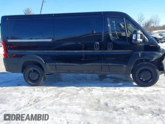 2023 Ram ProMaster Cargo z VIN 3C6LRVVG1PE529021, wystawiony jako IAAI lot #41168221 z przebiegiem 51 689 mil mil oraz . Historia ofert i sprzedaży dostępna na DreamBid. Obrazek 14.