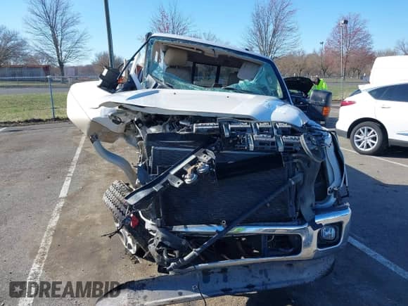 2012 Ford F-250 XL с VIN 1FT7X2BT7CEA65271, выставлен на аукционе IAAI как лот 41892731 с пробегом Не указан миль и . История ставок и продаж доступна на DreamBid. Изображение 11.