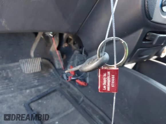 2006 Chevrolet Aveo LT with VIN KL1TG66696B650571, listed as a IAAI auction lot 41443167 with 166,087 mi miles and . Bid and sale history available at DreamBid. Image 11.