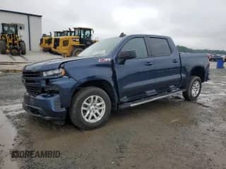 2022 Chevrolet Silverado 1500 RST z VIN 1GCUYEED1NZ218065, wystawiony jako Copart lot #68190005 z przebiegiem 68 197 mil mil oraz Szkoda całkowita • Salvage title. Historia ofert i sprzedaży dostępna na DreamBid. Obrazek 1.