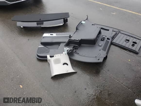 2025 Hyundai Santa Fe Limited с VIN 5NMP3DG10SH020053, выставлен на аукционе Copart как лот 86007954 с пробегом 544 миль миль и Списание • Salvage title. История ставок и продаж доступна на DreamBid. Изображение 12.