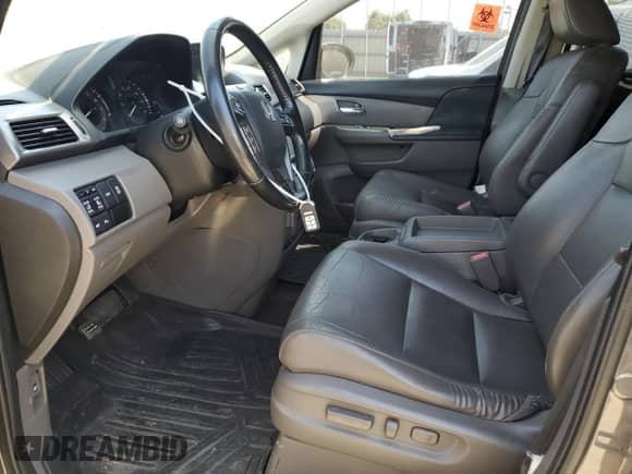 2015 Honda Odyssey Touring Elite с VIN 5FNRL5H94FB078340, выставлен на аукционе Copart как лот 80651515 с пробегом 171 249 миль миль и Списание • Salvage title. История ставок и продаж доступна на DreamBid. Изображение 7.