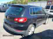 2009 Volkswagen Tiguan SE с VIN WVGBV75N89W527183, выставлен на аукционе IAAI как лот 43481703 с пробегом 181 574 миль миль и . История ставок и продаж доступна на DreamBid. Изображение 4.