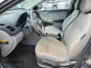 2012 Hyundai Accent GLS z VIN KMHCT4AE1CU223338, wystawiony jako Copart lot #80172065 z przebiegiem 137 970 mil mil oraz Szkoda całkowita • Salvage title. Historia ofert i sprzedaży dostępna na DreamBid. Obrazek 7.