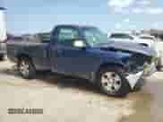 2002 GMC Sierra 1500 z VIN 1GTEC14W52Z285875, wystawiony jako Copart lot #53542255 z przebiegiem Nie podano mil oraz Szkoda całkowita • Salvage title. Historia ofert i sprzedaży dostępna na DreamBid. Obrazek 4.