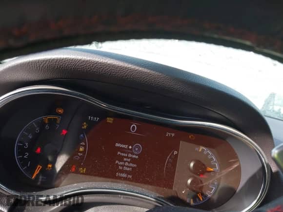 2019 Jeep Grand Cherokee Trailhawk z VIN 1C4RJFLT4KC675056, wystawiony jako IAAI lot #41285054 z przebiegiem 51 686 mil mil oraz . Historia ofert i sprzedaży dostępna na DreamBid. Obrazek 7.