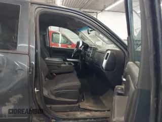 2018 Chevrolet Silverado 1500 LT z VIN 1GCVKREC6JZ302283, wystawiony jako IAAI lot #42813241 z przebiegiem 178 850 mil mil oraz . Historia ofert i sprzedaży dostępna na DreamBid. Obrazek 5.